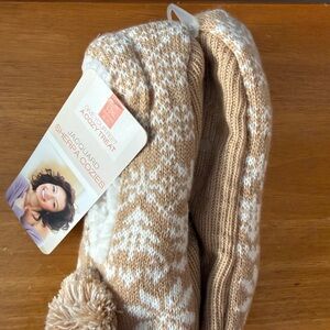 New With Tags, Women’s L/XL Shoe Size 8-10 Sherpa Cozies